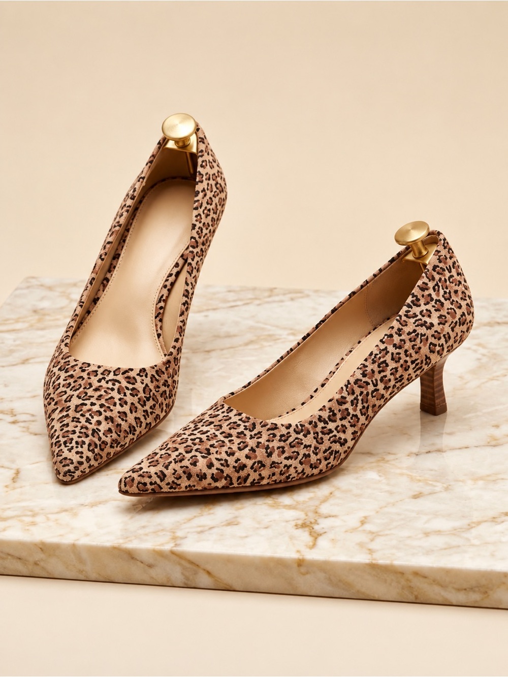 VTG Gianni Bini Brown, Carmel, Black Animal Print Suede 2”Heel Pumps.